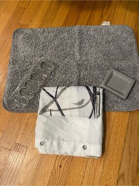 Gray Bath Mat with White/Grey Bird Shower Curtain & Gray Accessories